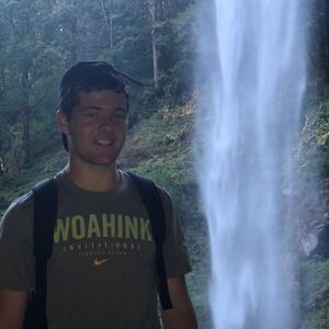 Meet your Posher, Travis